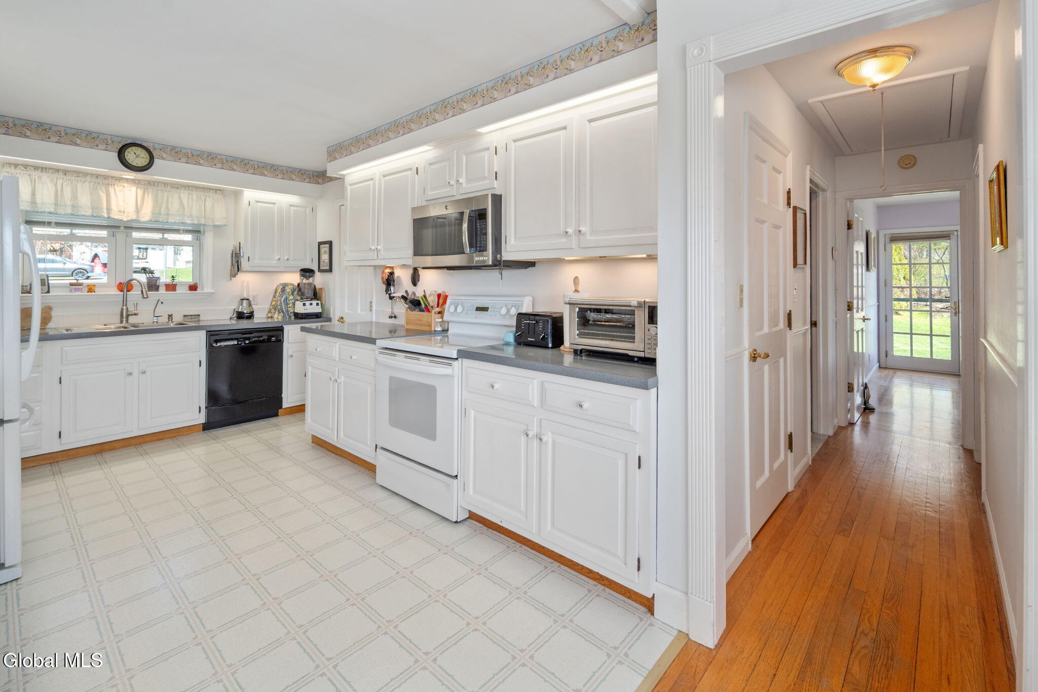 377 Pangburn Road Schenectady NY 12306