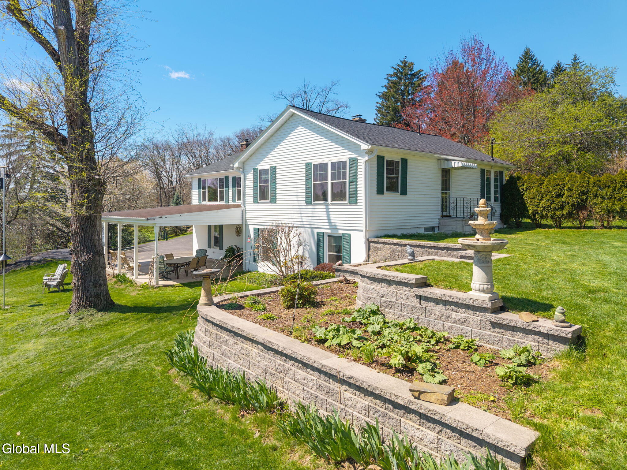 377 Pangburn Road Schenectady NY 12306