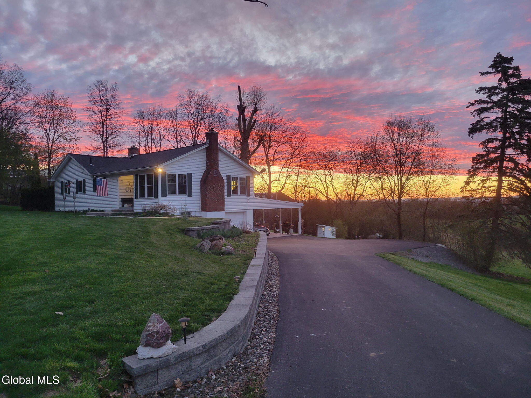 377 Pangburn Road Schenectady NY 12306