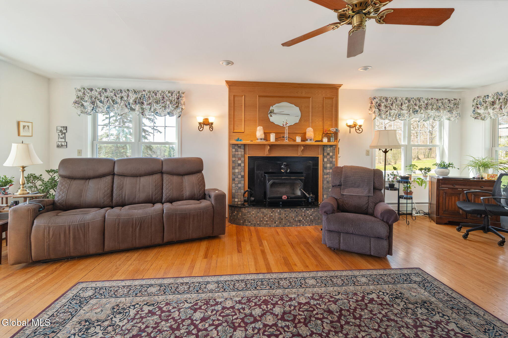 377 Pangburn Road Schenectady NY 12306