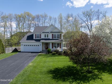 19 Chapel Hill Boulevard Ballston Lake NY 12019