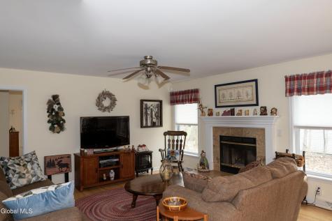 19 Chapel Hill Boulevard Ballston Lake NY 12019