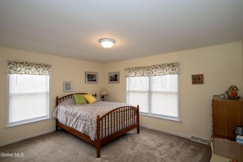 19 Chapel Hill Boulevard Ballston Lake NY 12019