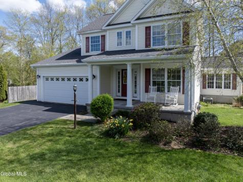 19 Chapel Hill Boulevard Ballston Lake NY 12019
