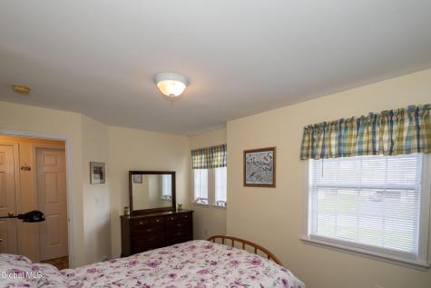 19 Chapel Hill Boulevard Ballston Lake NY 12019