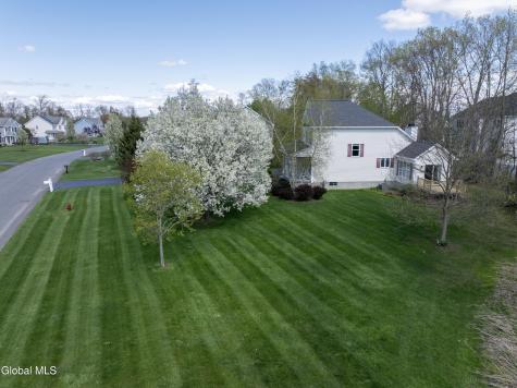 19 Chapel Hill Boulevard Ballston Lake NY 12019