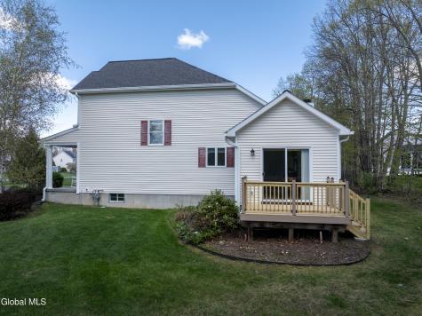 19 Chapel Hill Boulevard Ballston Lake NY 12019
