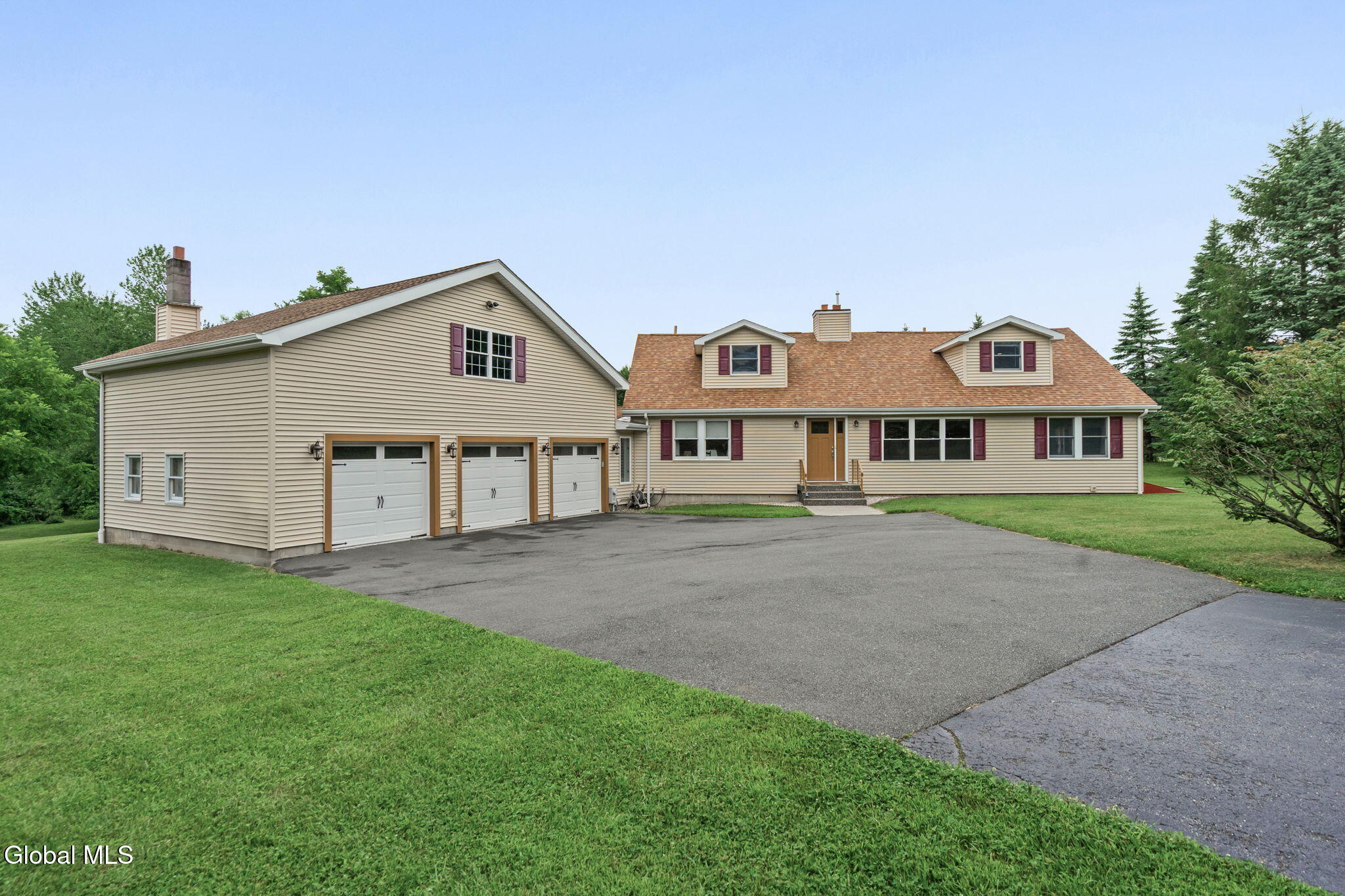1567 Best Road Rensselaer NY 12144