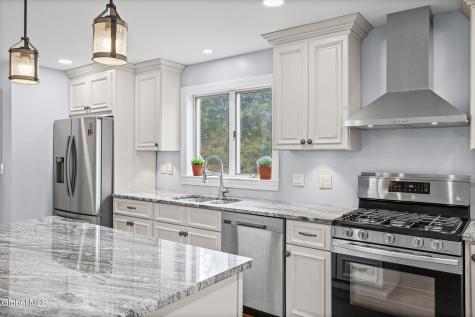 1567 Best Road Rensselaer NY 12144