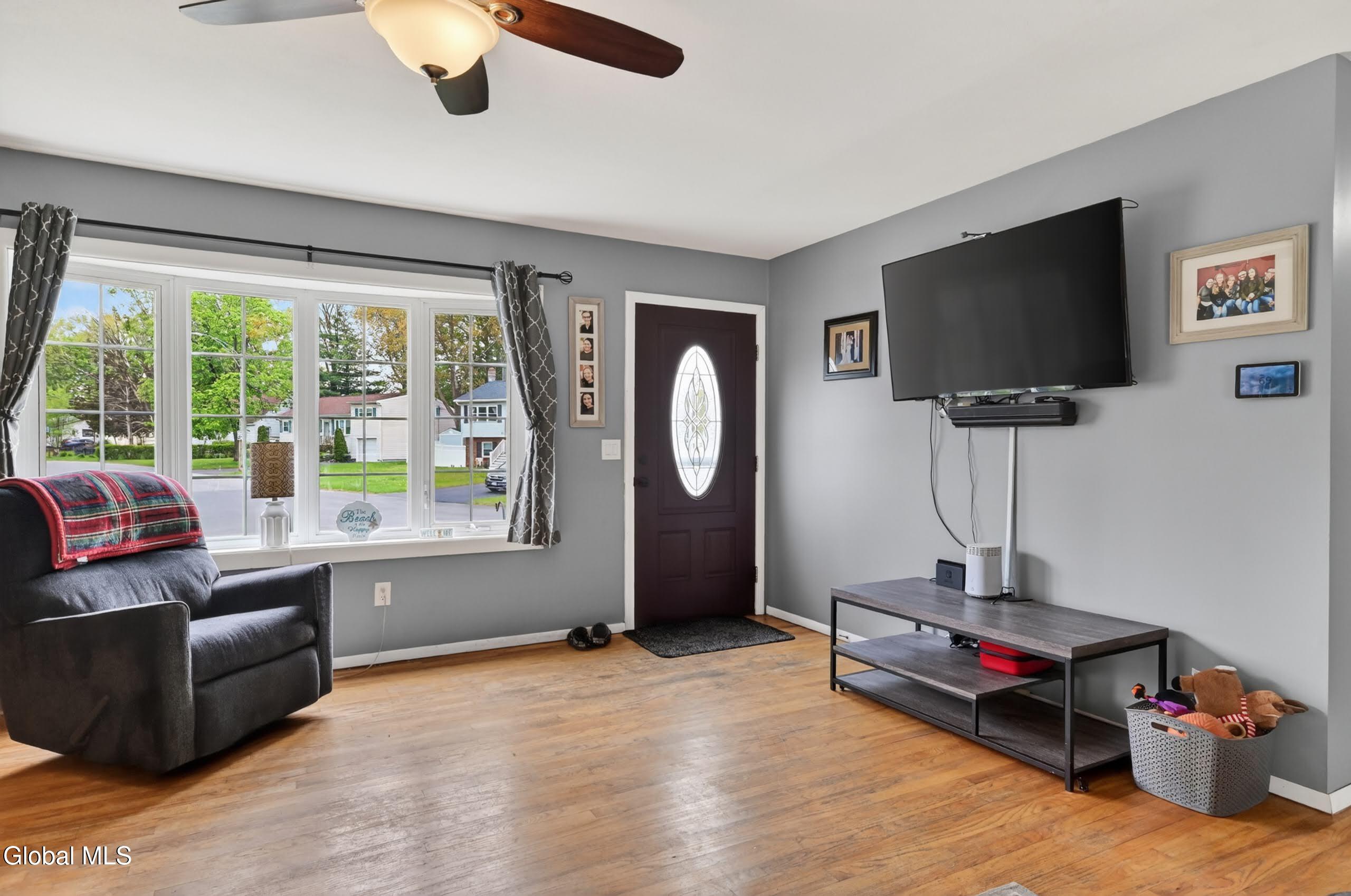 73 Bridle Path Albany NY 12205
