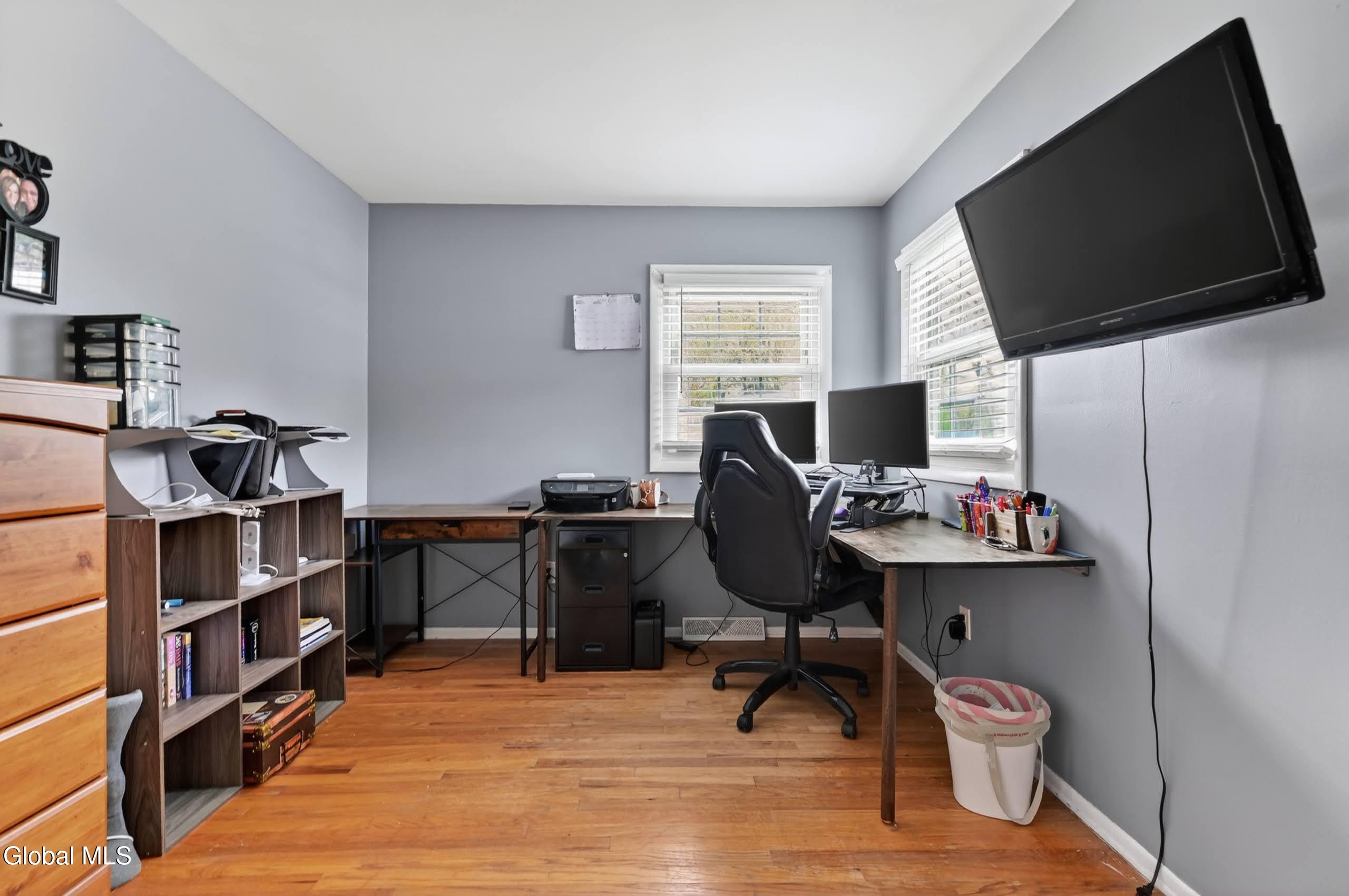 73 Bridle Path Albany NY 12205