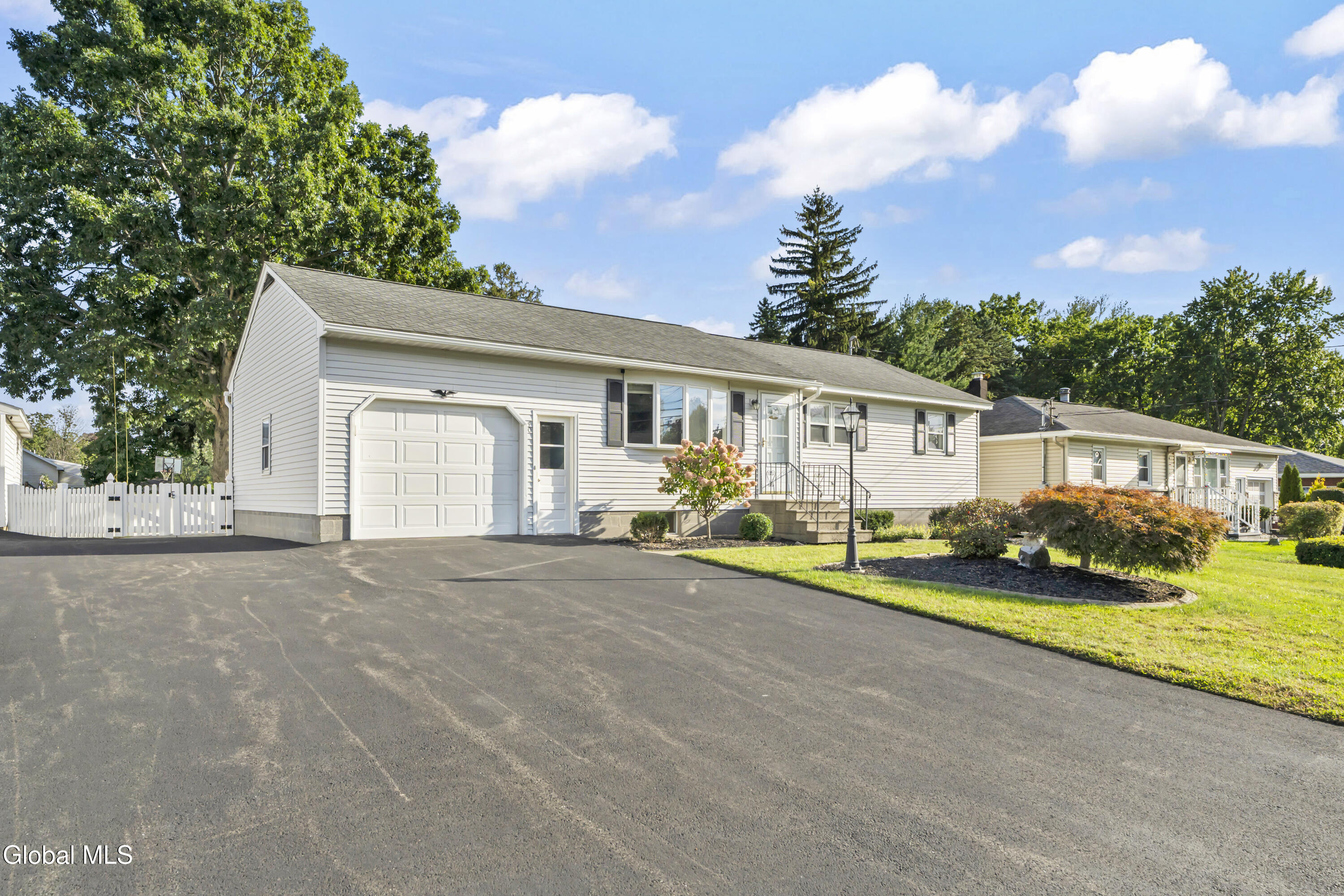 40 Ahl Avenue Albany NY 12205