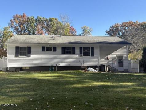27 Ferndell Spring Drive Saratoga Springs NY 12866