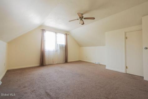 1844 Fiero Avenue Schenectady NY 12303