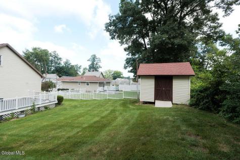 1844 Fiero Avenue Schenectady NY 12303