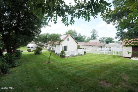 1844 Fiero Avenue Schenectady NY 12303