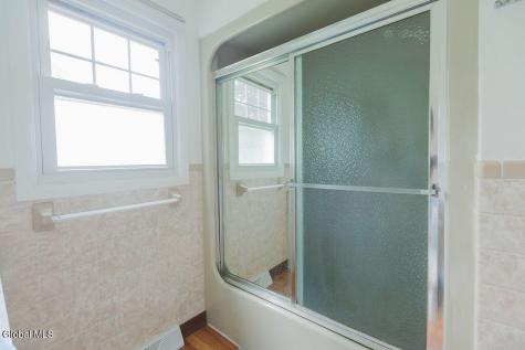 1844 Fiero Avenue Schenectady NY 12303