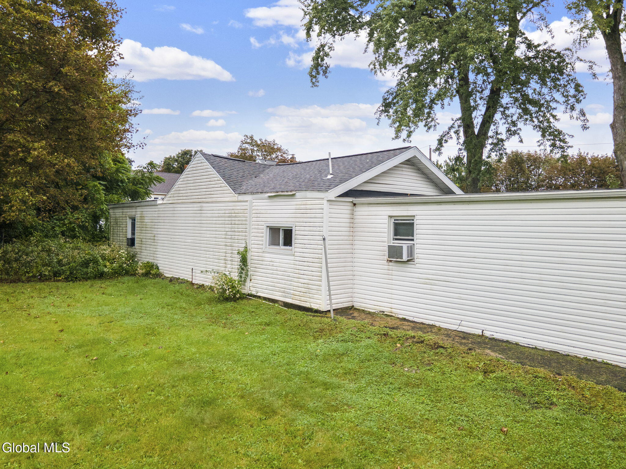 22 Homewood Avenue Watervliet NY 12189