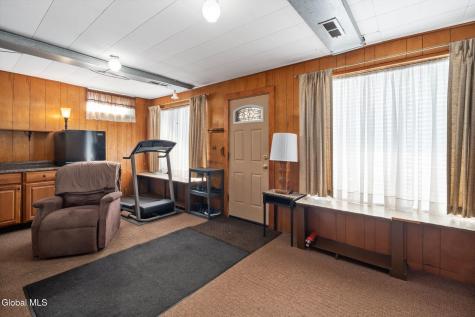 2726 Broadway Rotterdam NY 12306