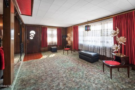 2726 Broadway Rotterdam NY 12306