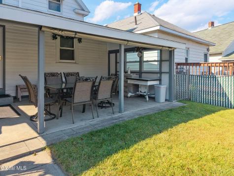 2726 Broadway Rotterdam NY 12306