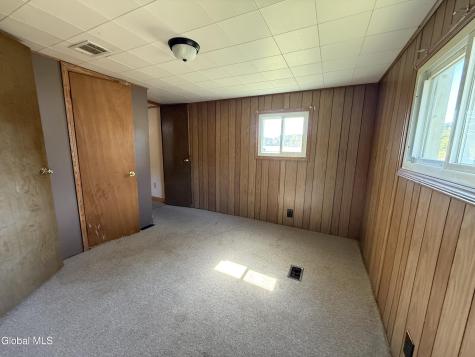 11 Hartman Loop Queensbury NY 12804