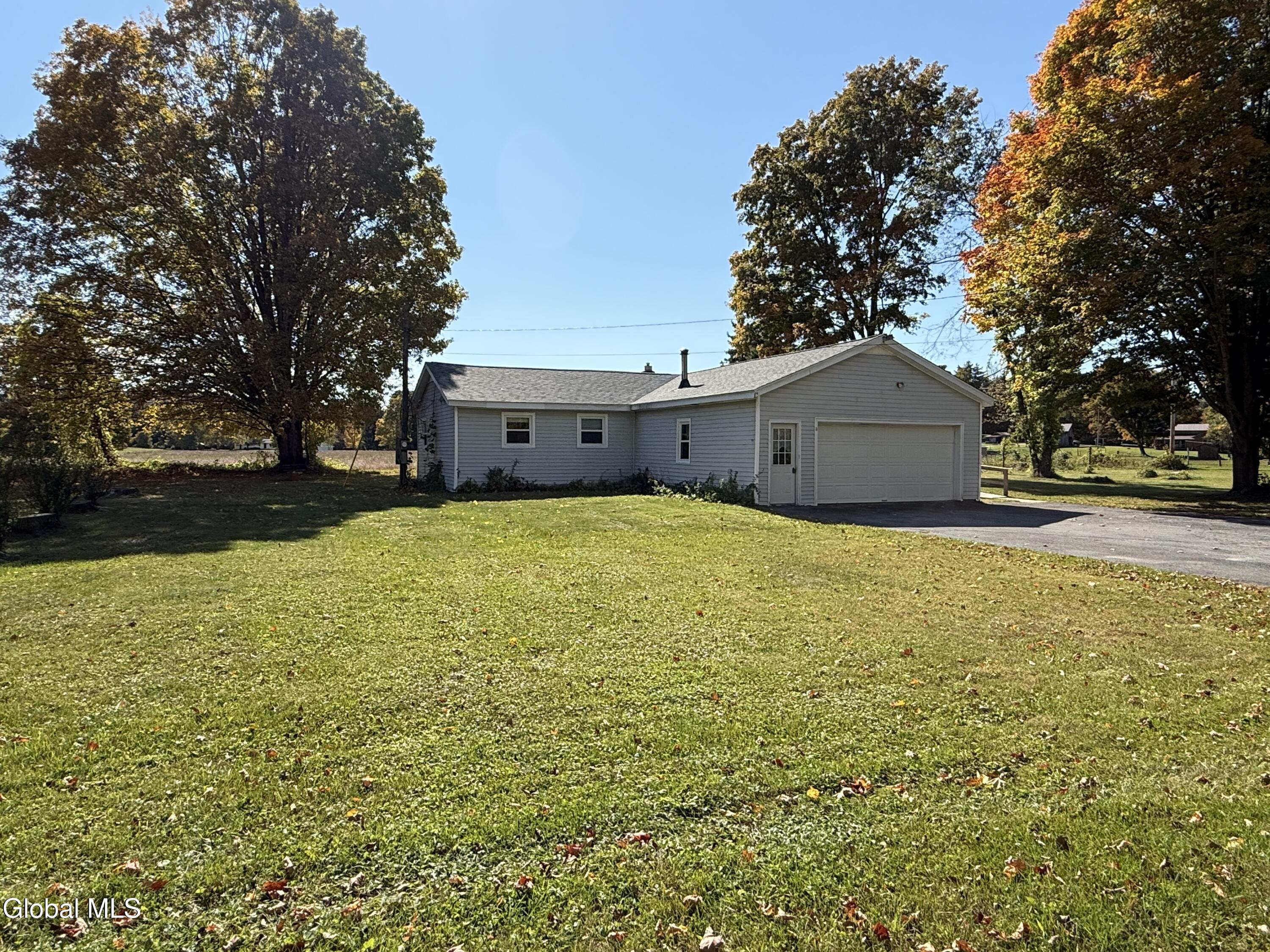 11 Hartman Loop Queensbury NY 12804