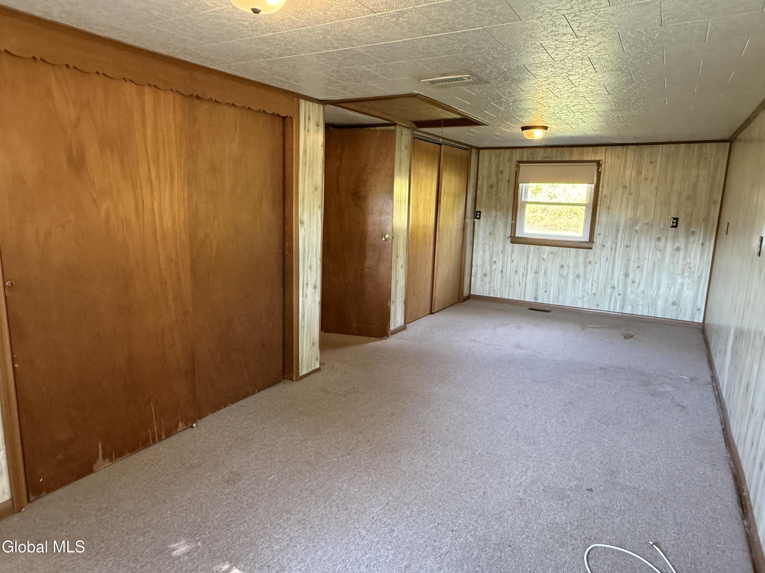 11 Hartman Loop Queensbury NY 12804