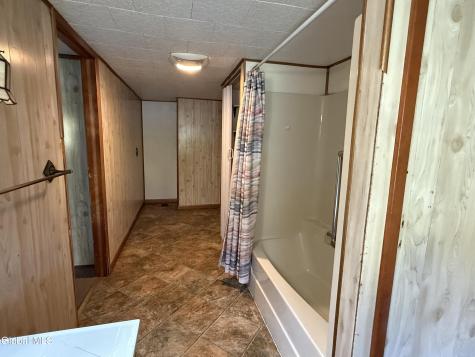 11 Hartman Loop Queensbury NY 12804