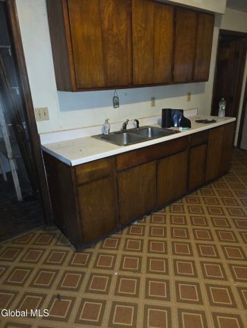 102 Hampton Avenue Rensselaer NY 12144
