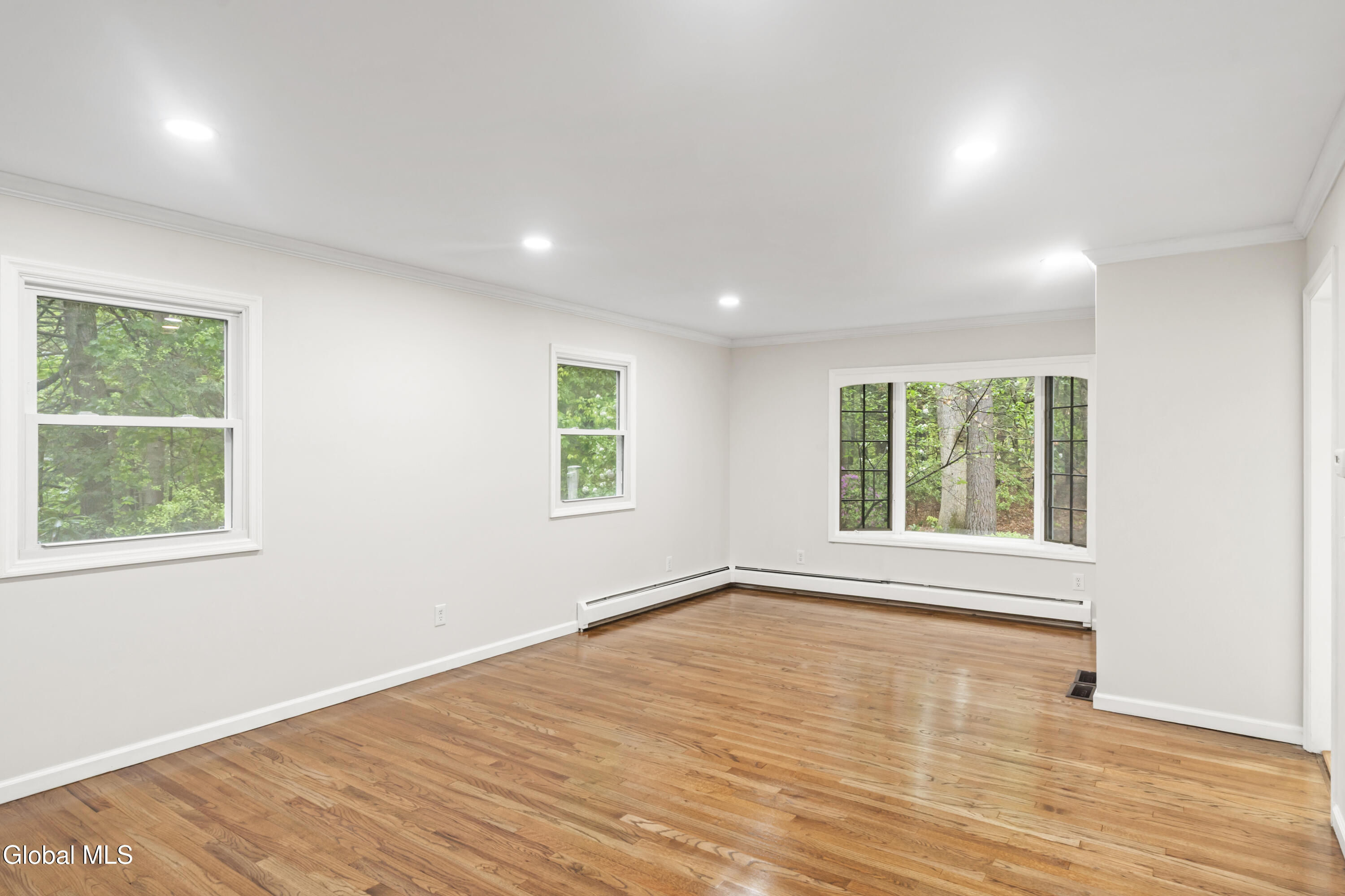 17 Belmonte Lane Clifton Park NY 12065