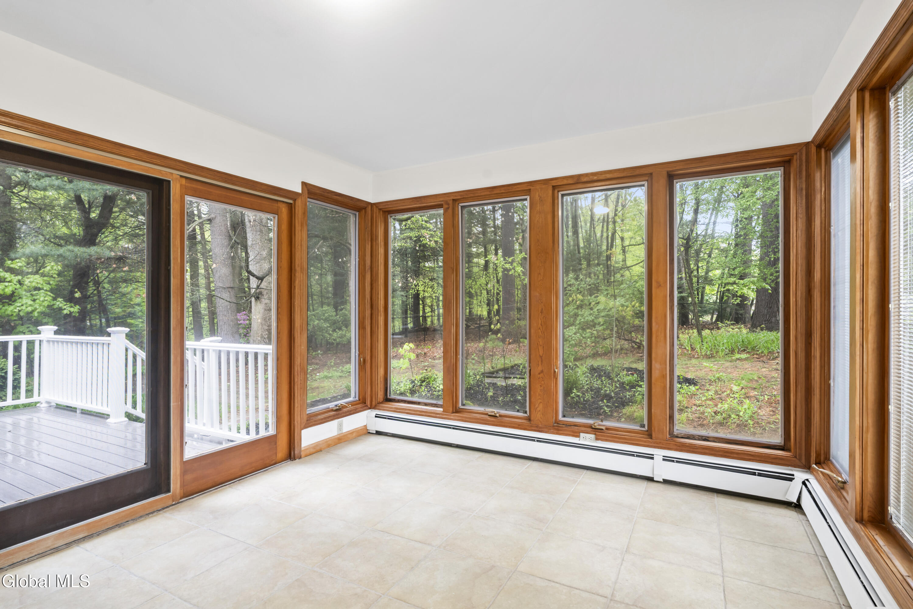 17 Belmonte Lane Clifton Park NY 12065