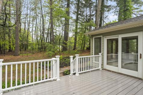 17 Belmonte Lane Clifton Park NY 12065