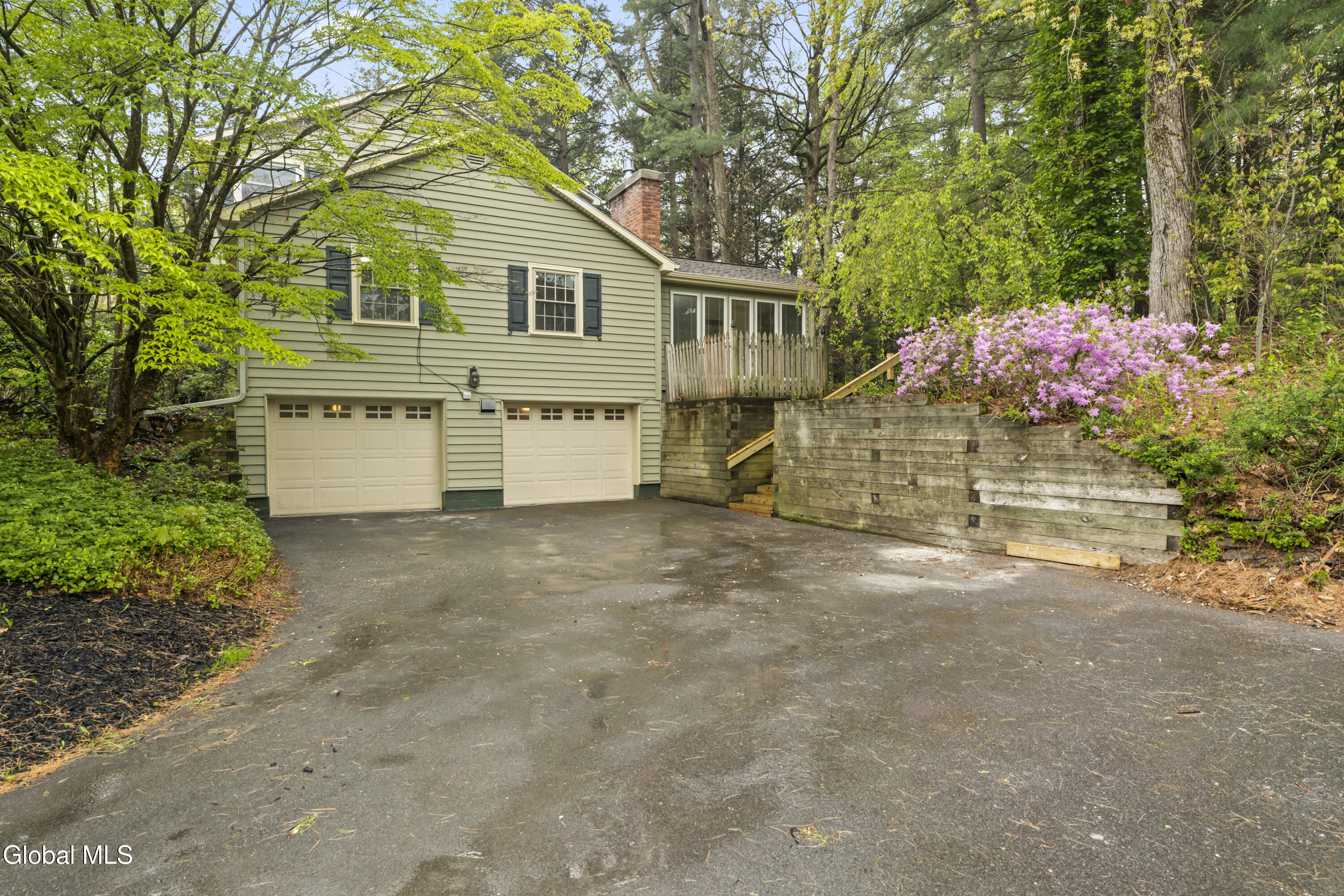 17 Belmonte Lane Clifton Park NY 12065