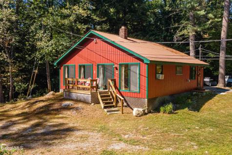 22 Memory Lane Chestertown NY 12817