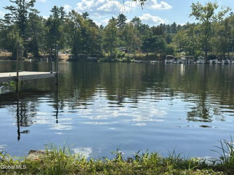 22 Memory Lane Chestertown NY 12817