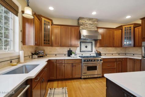 42 Tipperary Way Ballston Lake NY 12019