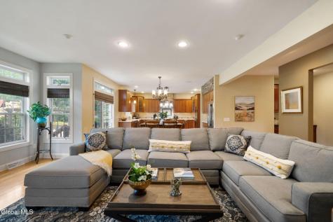 42 Tipperary Way Ballston Lake NY 12019
