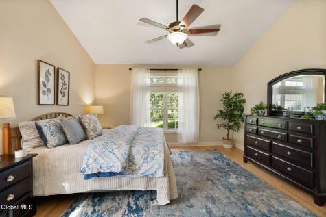 42 Tipperary Way Ballston Lake NY 12019