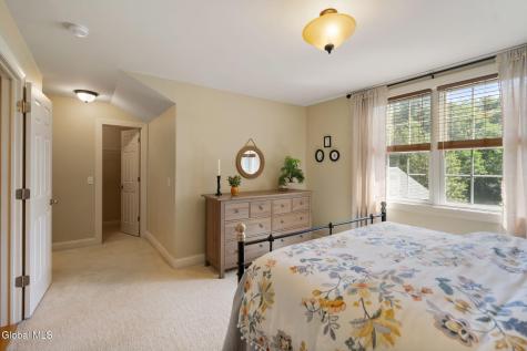 42 Tipperary Way Ballston Lake NY 12019
