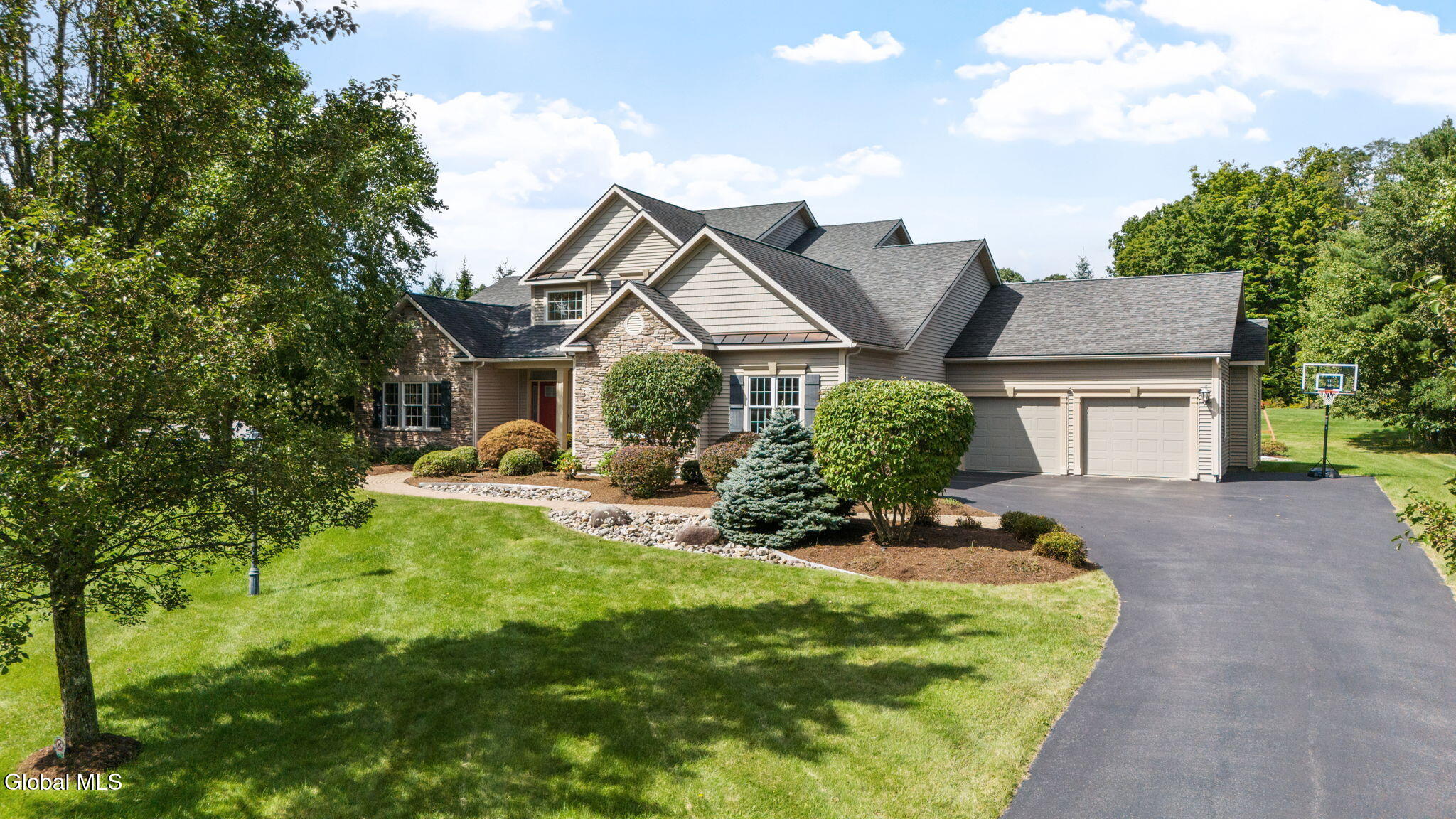 42 Tipperary Way Ballston Lake NY 12019