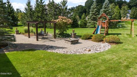 42 Tipperary Way Ballston Lake NY 12019
