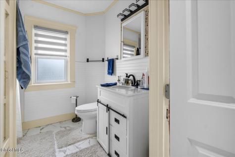 11 Monroe Street Gloversville NY 12078