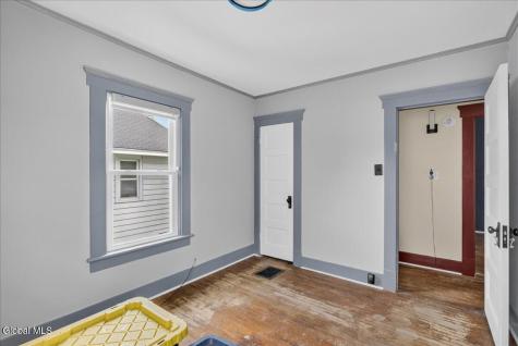 11 Monroe Street Gloversville NY 12078