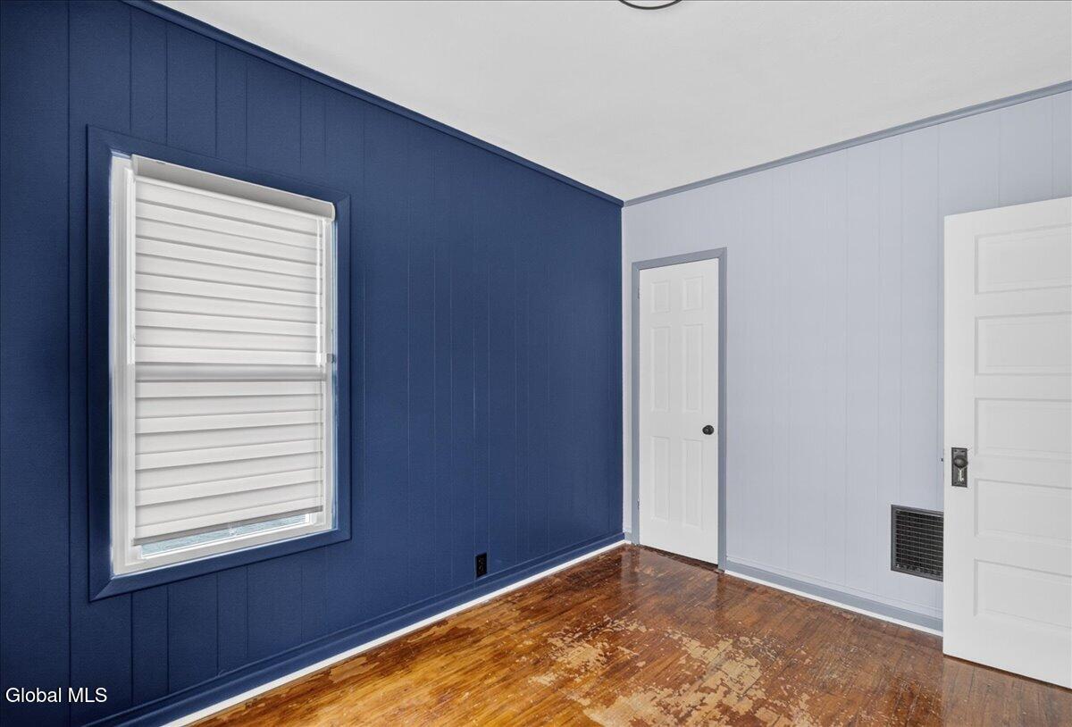 11 Monroe Street Gloversville NY 12078