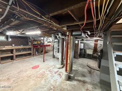11 Monroe Street Gloversville NY 12078
