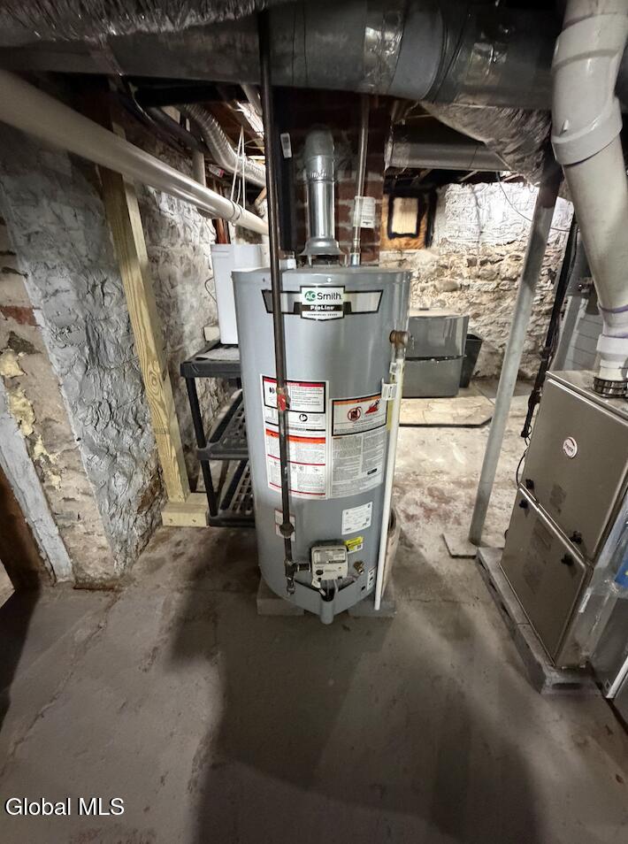 11 Monroe Street Gloversville NY 12078