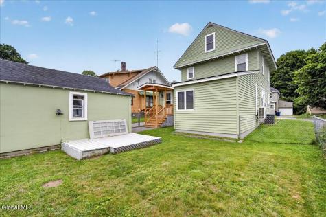 11 Monroe Street Gloversville NY 12078
