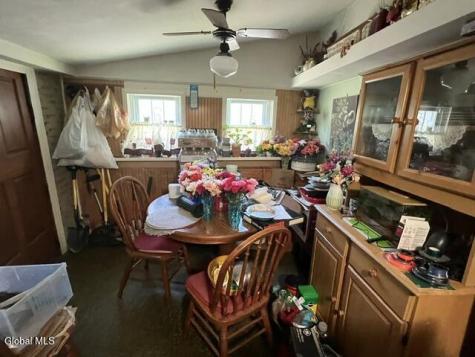 323 Oakhurst Street Troy NY 12182