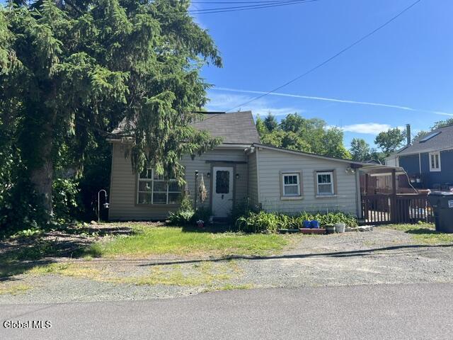 323 Oakhurst Street Troy NY 12182